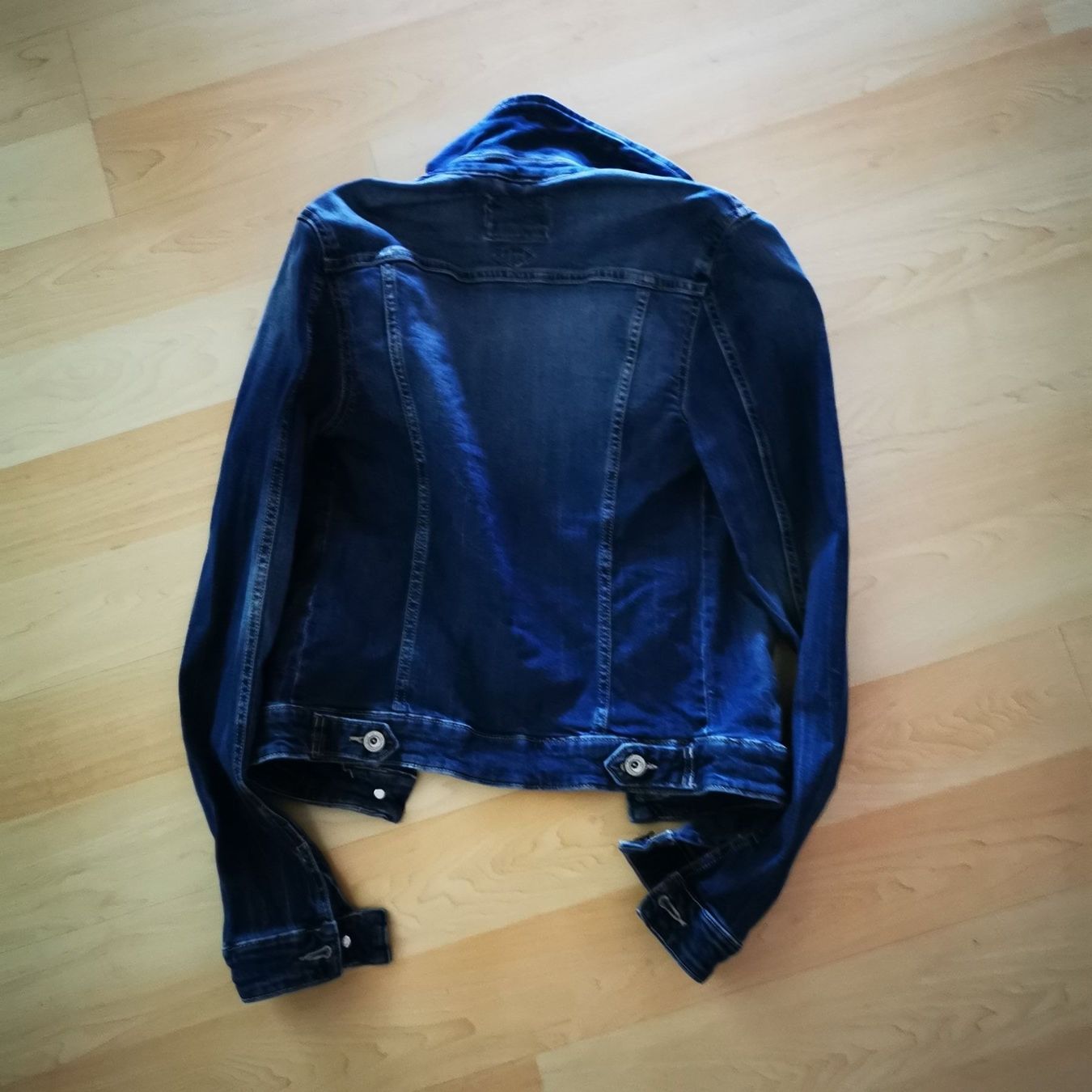 Giacche: Jeans Jacke Gr. 34 – Usato da Rotkreuz venduto da Wirbelprinzessin 1