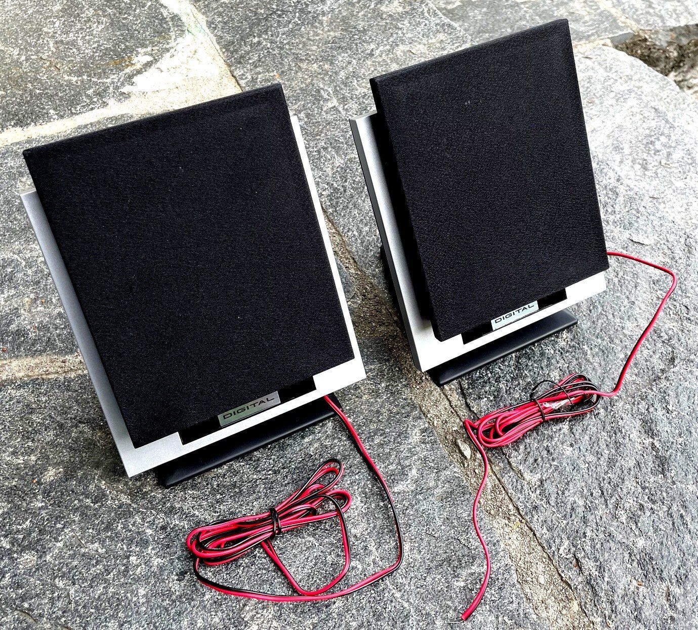 Lautsprecher: 2 x Digital Stereolautsprecher !!!!!!! – Gebraucht aus Aurigeno von SCS