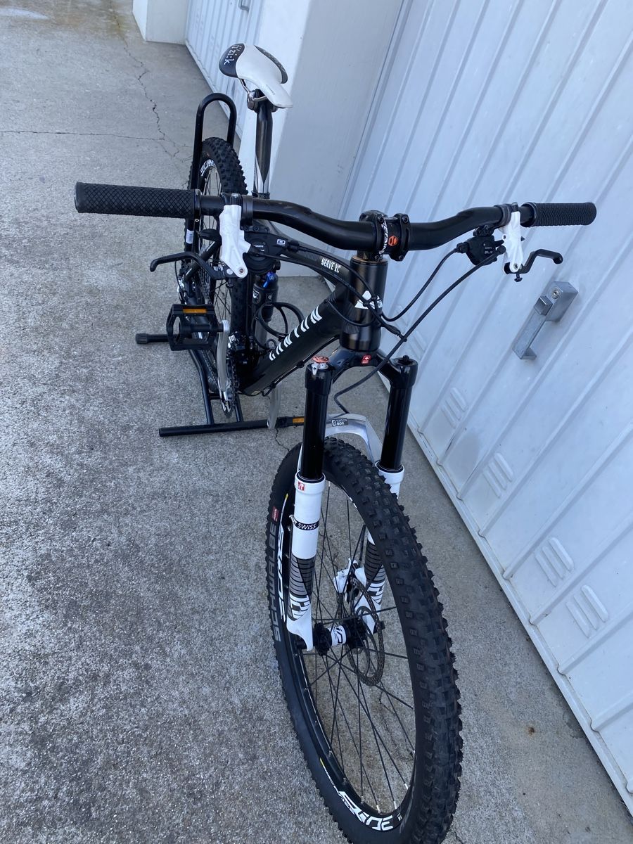 Vélos: Canyon Nerve XC fully – D'occasion à Graben par pod_5qfd 5