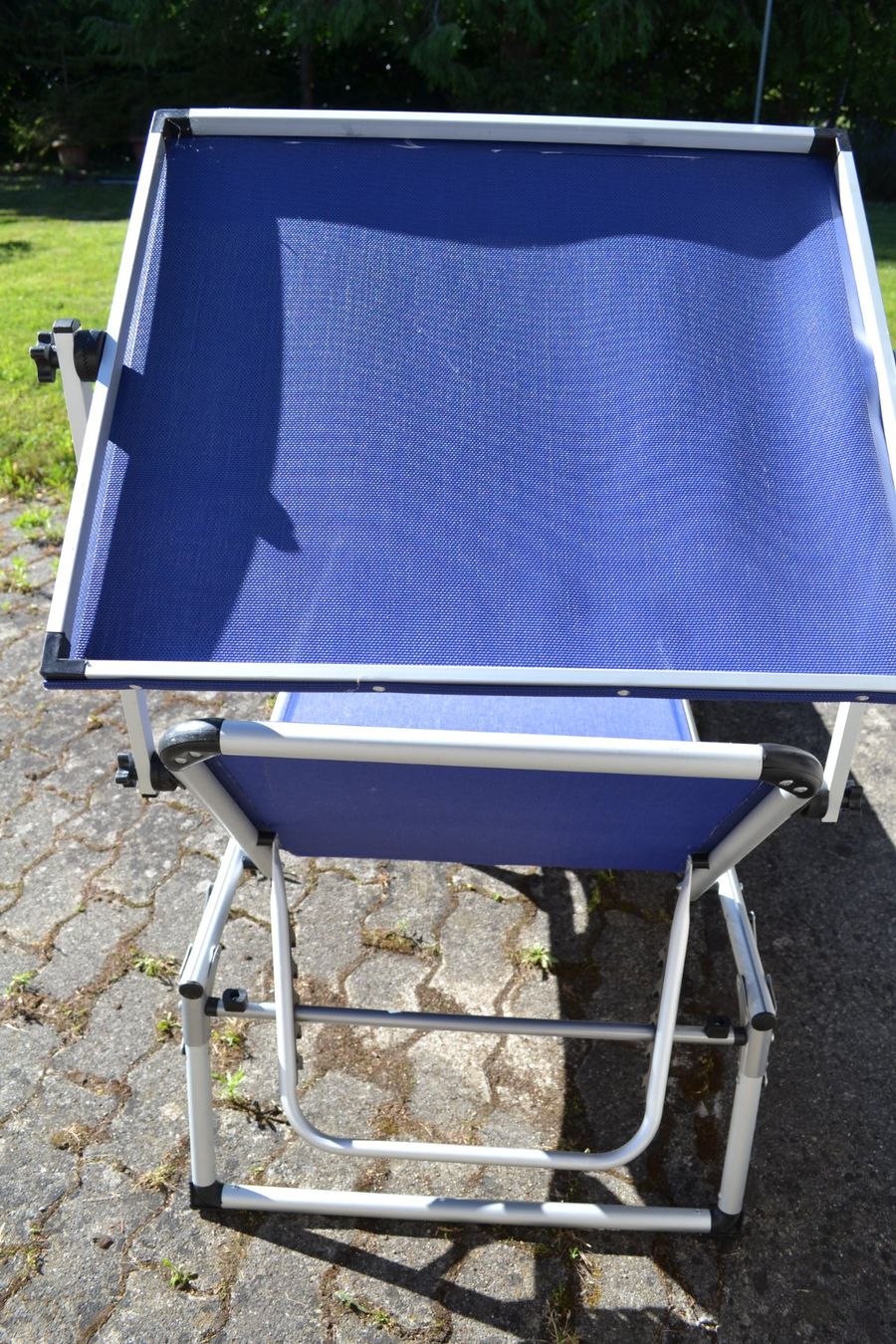 Liegen & Liegestühle: Liegestuhl mit Sonnenblende – Gebraucht aus Beinwil am See von kajak55 1