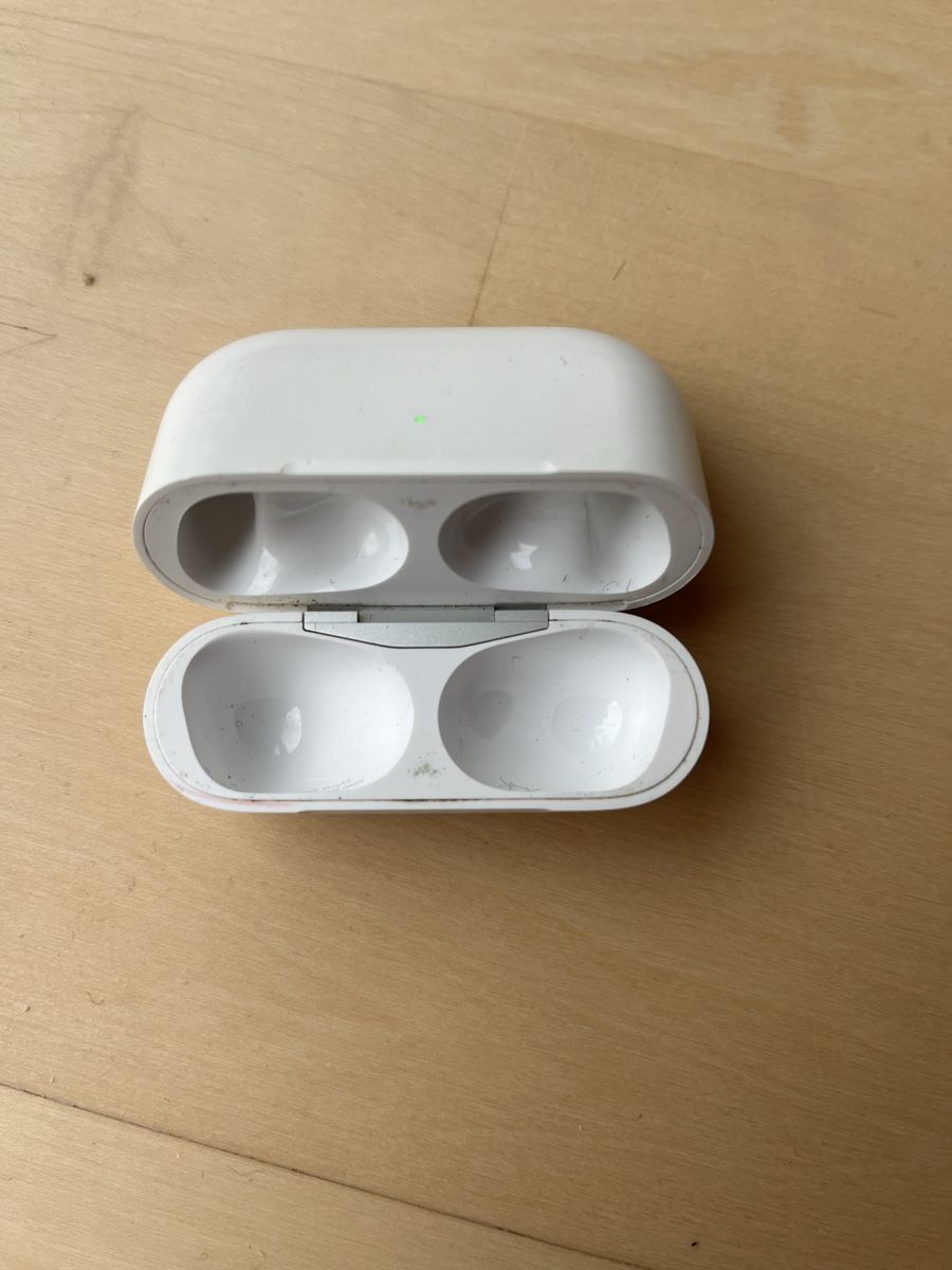Apple Kopfhörer: Apple AirPods Pro 1. Gen Ladecase – Gebraucht aus Kriens von 6Jazz6 1