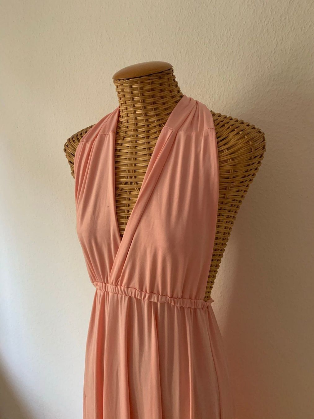 Kleider: Neckholder Abendkleid rosa elegant - S – Gebraucht aus Zürich von Diazaio 2