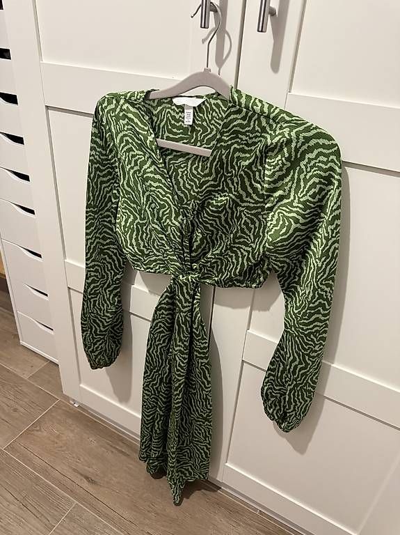 H&M Vestiti: Grünes Sommerkleid Grösse S – Nuovo (secondo la descrizione) da Lenzburg venduto da Chlinisimone