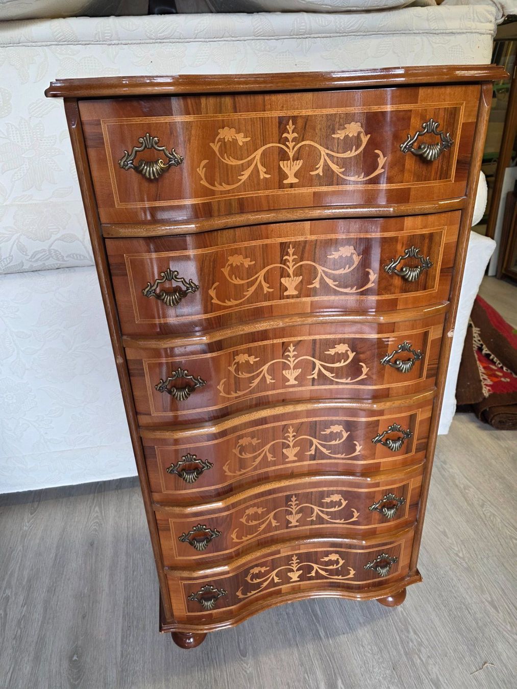 Cassettiere: Antike Intarsien Kommode Schubladen Möbel Sideboard – Usato da Walterswil BE venduto da Lonitti 1