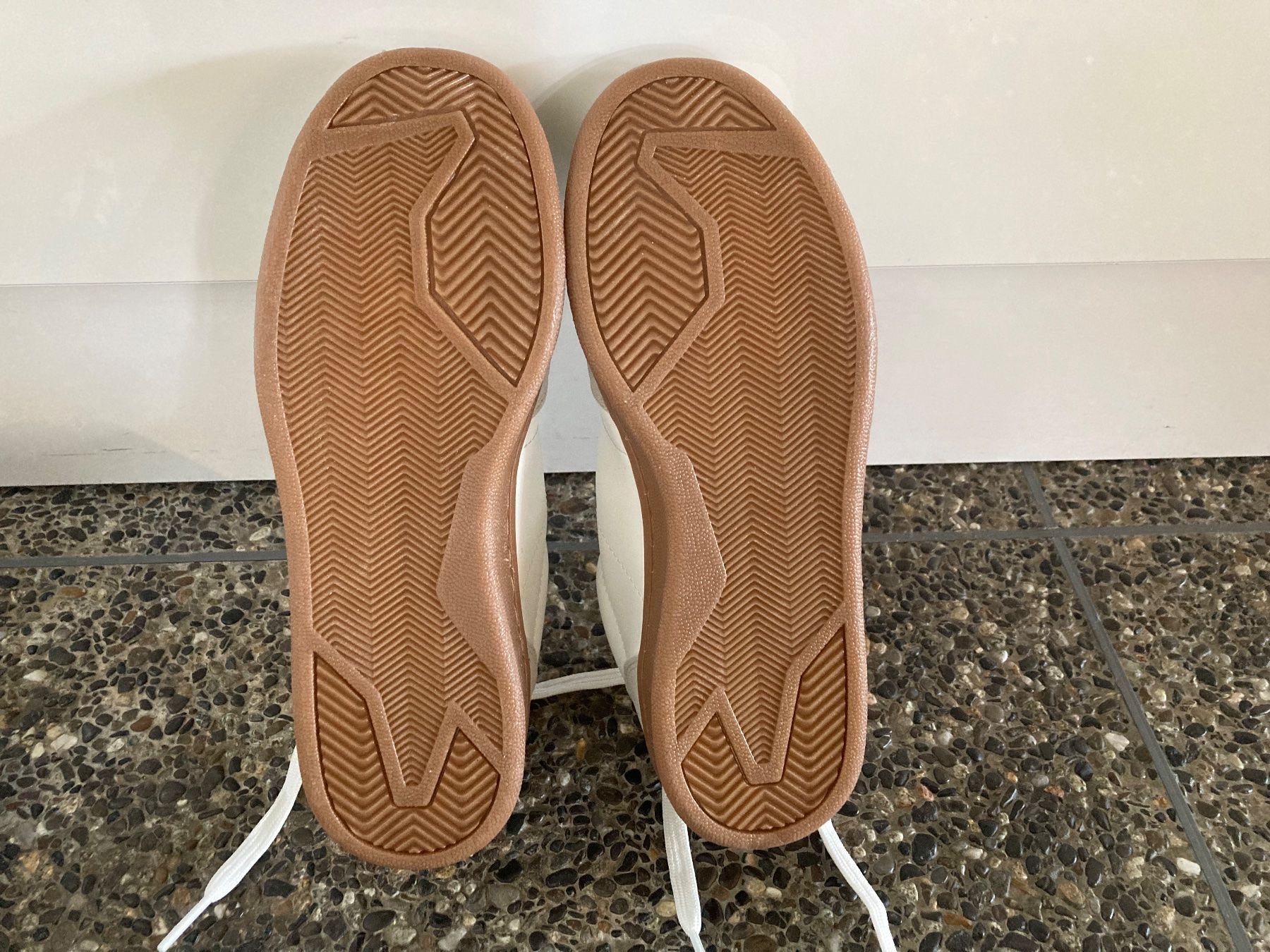 Scarpe per ragazze: Neue Hallenschuhe Gr. 35 – Nuovo e nell'imballaggio originale da Aetingen venduto da Nadinsky 5