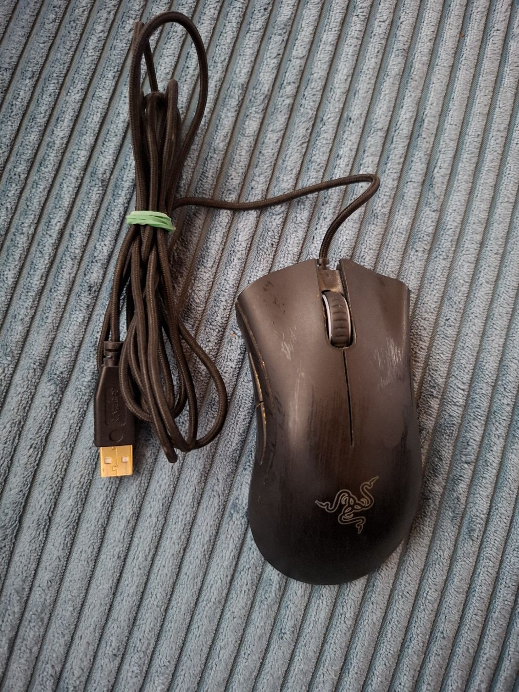 Razer Mouse: Razer Deathadder Chroma Gaming Maus – Usato da Herzogenbuchsee venduto da NIDI_96