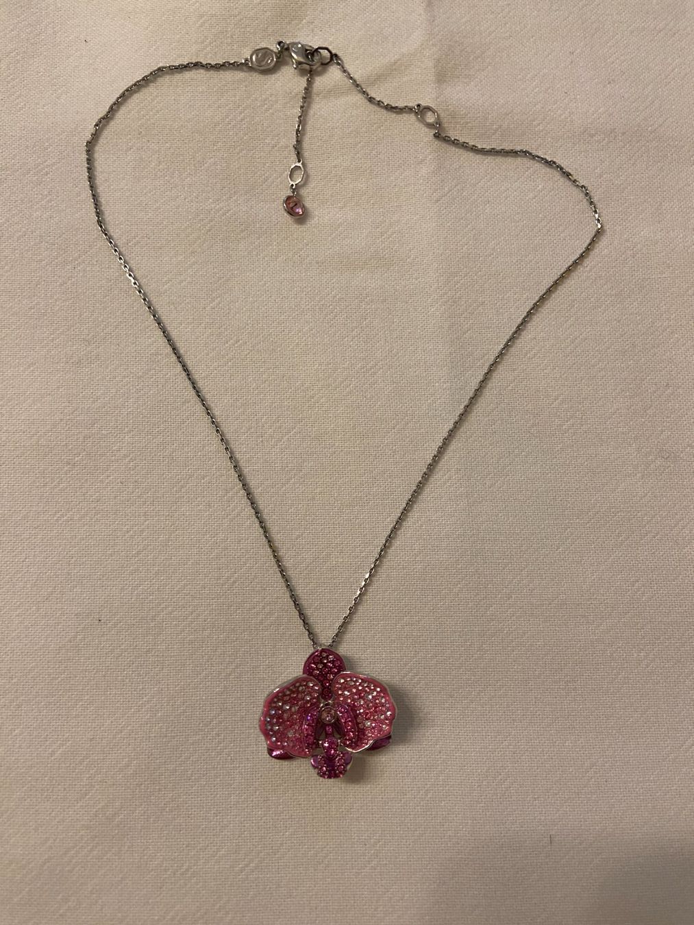Catenine: Collier Swarovski collection SCS – Nuovo e nell'imballaggio originale da Plan les Ouates venduto da didi911