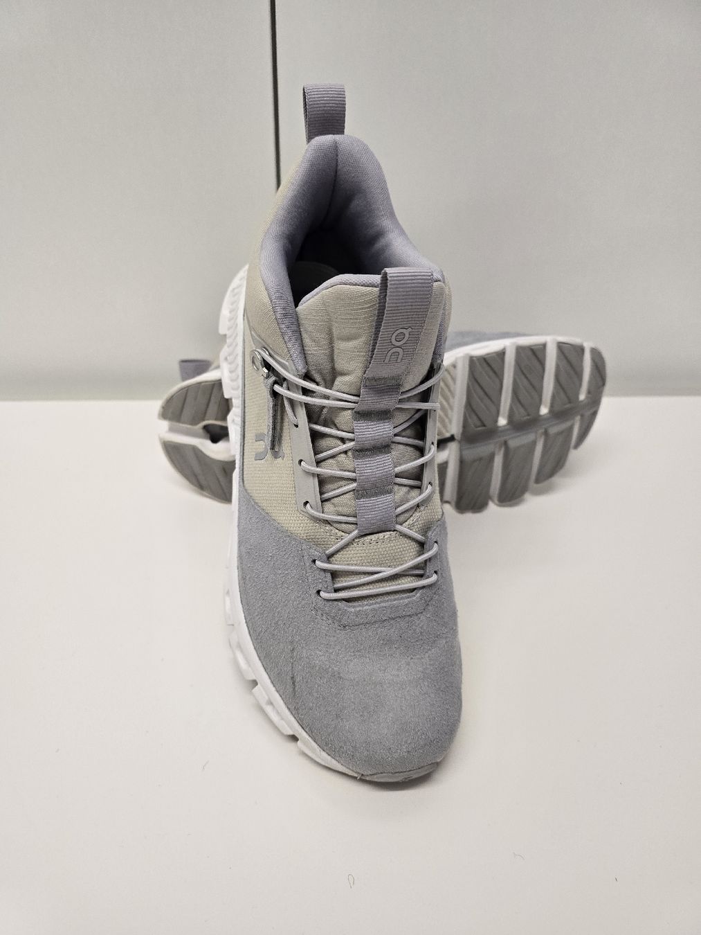 On Chaussures femmes: Damen Cloud Hi Gr.41 – D'occasion à St. Gallen par CAPYCORP 4