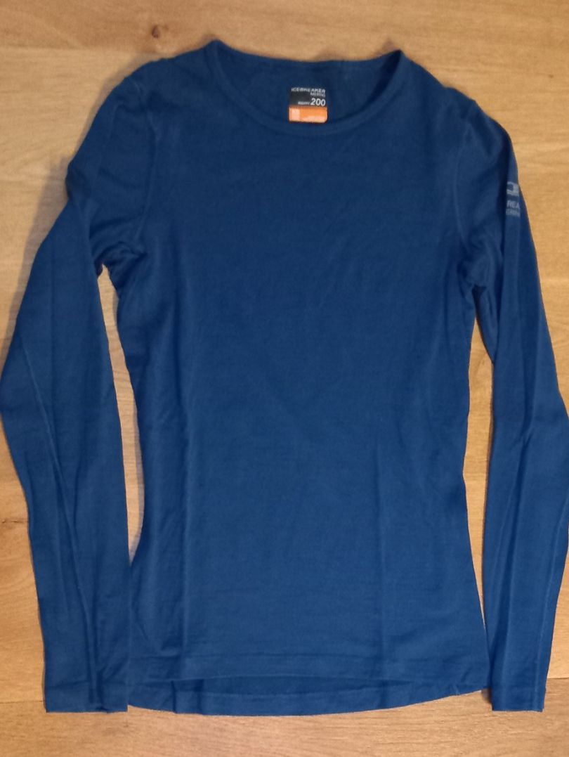 Icebreaker Top: Icebreaker Longsleeve Set – Usato da Gais venduto da LeonieM01 7