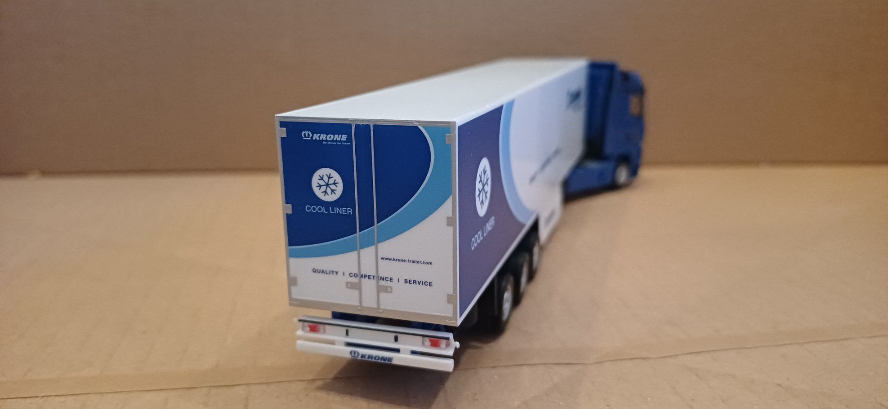 Herpa Modellautos: HERPA. MB 1851 4X2.  SEMIREMORQUE KRONE. 1:87. – Neu und originalverpackt aus Romanel-s-Lausanne von Bidule01 1