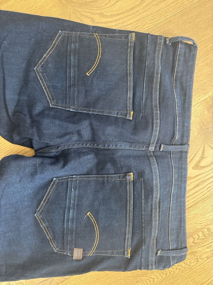 G-Star Jeans: G-Star Jeans 36/32 – Nuovo (secondo la descrizione) da Urtenen-Schönbühl venduto da Lalablue 5