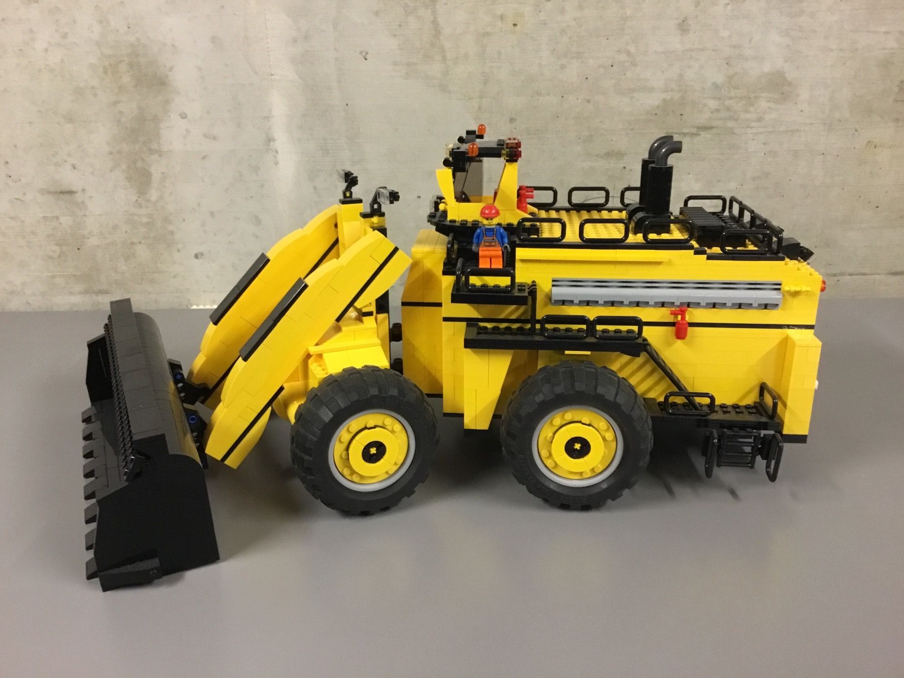 Lego Kit di costruzioni: LEGO MOC Le Touneau L-2350 – Nuovo (secondo la descrizione) da Basel venduto da Hampe1555