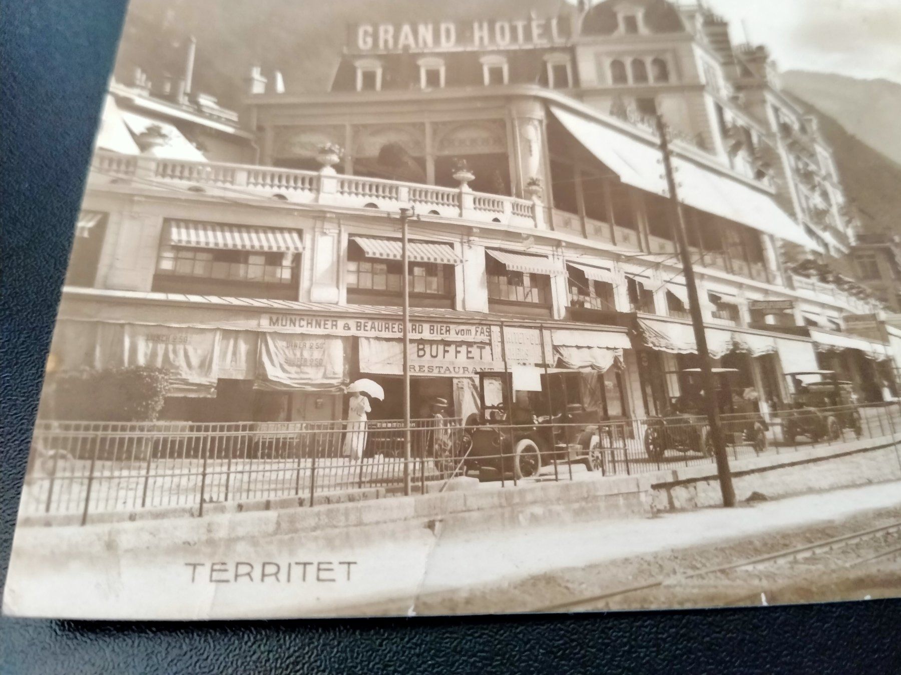 Cartoline postali: Territet / Waadt Grand Hotel Oldtimer – Usato da Küssnacht am Rigi venduto da cartolina-1 2