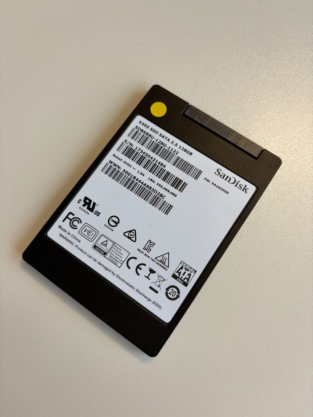 Sandisk Dischi rigidi: SanDisk X400 SSD SATA 128GB – Usato da St-Blaise venduto da PaniproSA 1
