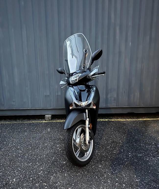 Strada: Honda SH 125 AD – Usato da Reinach BL venduto da pan_pjc6