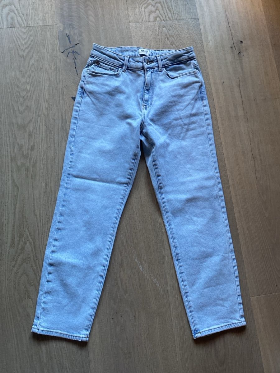 Jeans: Only Jeans, Grösse 27 hellblau - Top Zustand! – Usato da Saanenmöser venduto da ballerinas