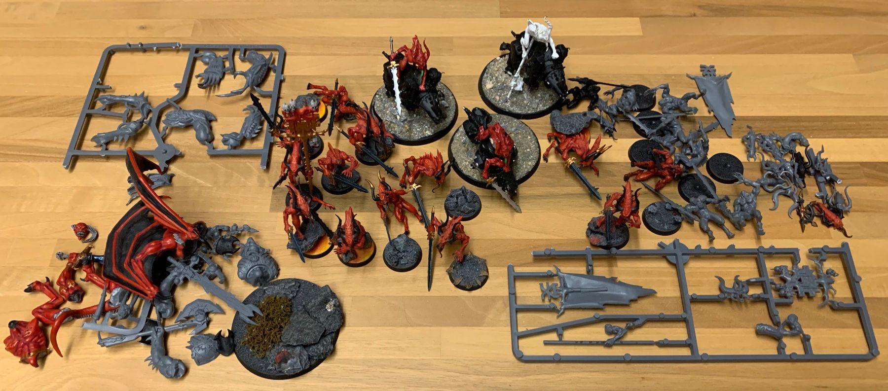 Statuette: Warhammer 40000 Dämonen des Khorne Armee – Usato da Winterthur venduto da Compiorg