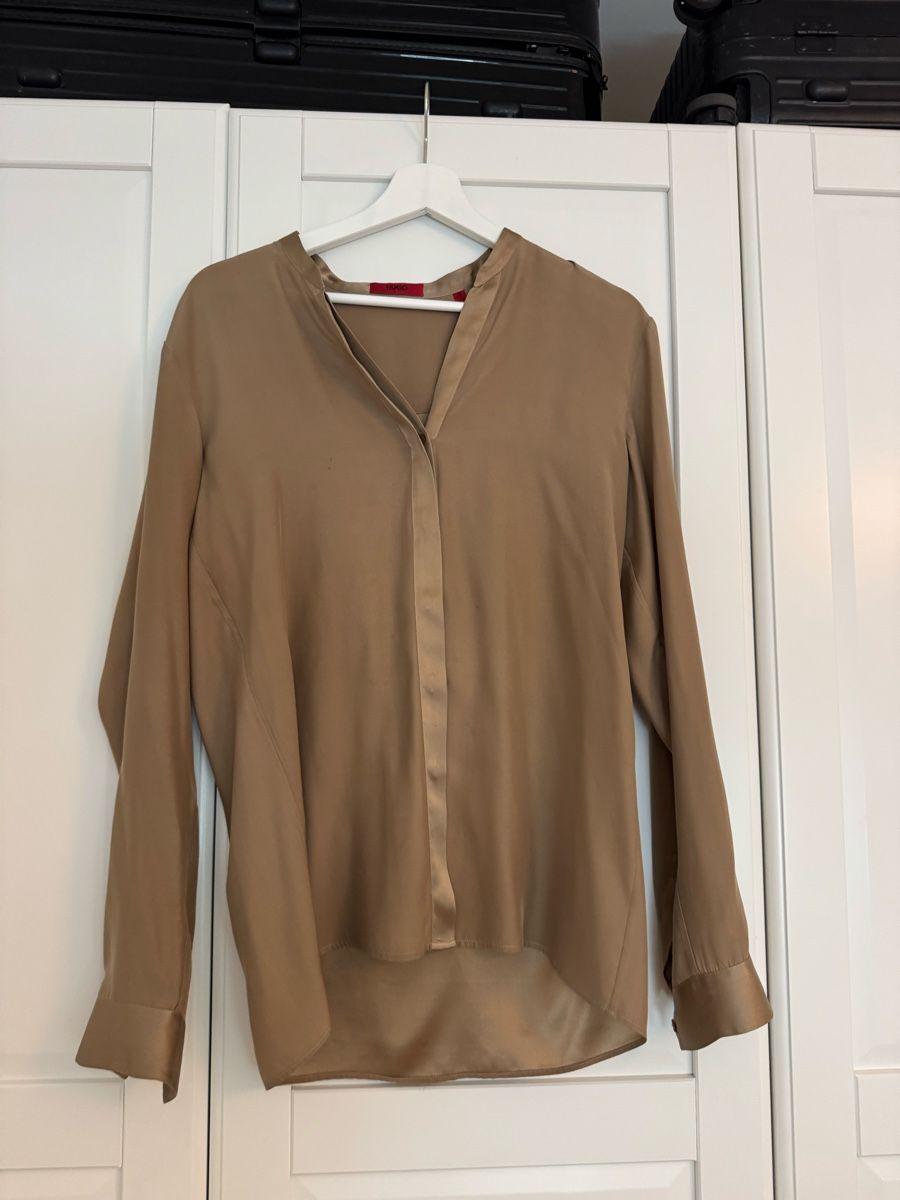 Hugo Boss Camicette: Hugo Boss Bluse Damen Grösse 36 beige Fleck – Usato da Zürich venduto da sop_5gg8 1