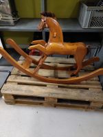 Nostalgisches Schaukelpferd aus Holz, Top Zustand!