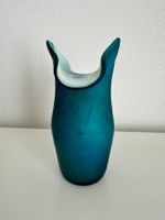 Vase Italien Kunstglas türkis weiss satiniert