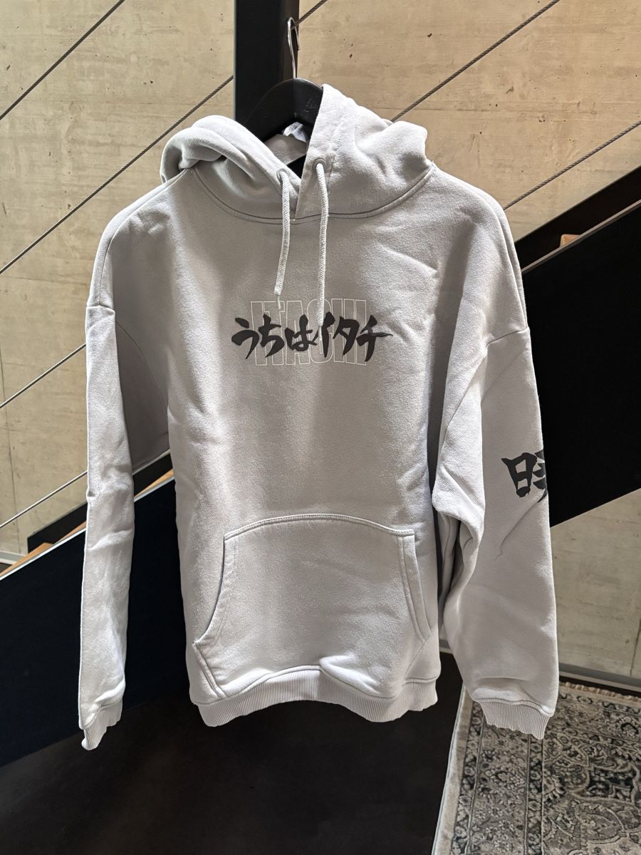 Maglioni & Felpe: Naruto Hoodie M Pullover Pull&Bear Anime Manga - Cool Winter – Usato da La Chaux-de-Fonds venduto da joa_jk5g