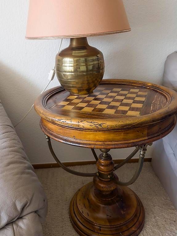 Spiele: Petite table échiquier – Gebraucht aus Grancy von Nikojardins
