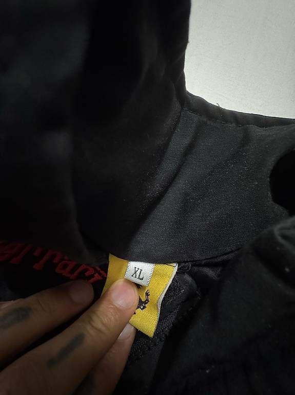 Ferrari Giacche: schwarz Ferrari vintage bomber jacket – Usato da Zürich venduto da refg7 4