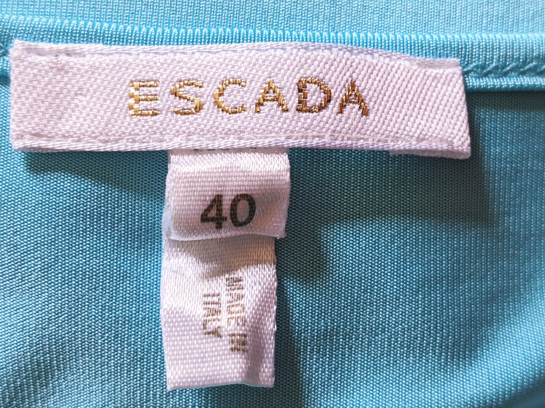 Escada Tops: ESCADA : Fluide top drapé turquoise 36 – Neuf (Voir description) à Petit-Lancy par lilycerise 6