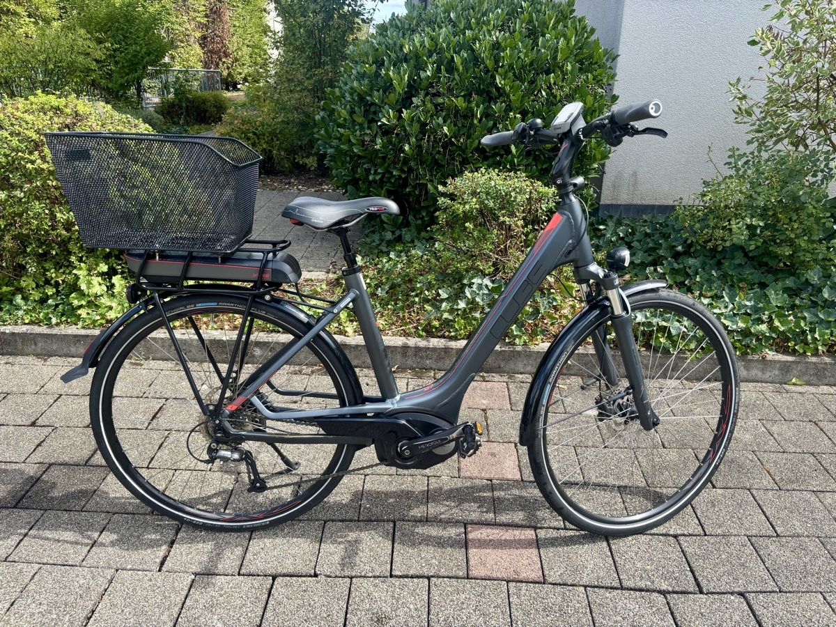 Cube Velos: Damen E-Bike Velo  Cube  – Gebraucht aus Muttenz von Gabriele77 1