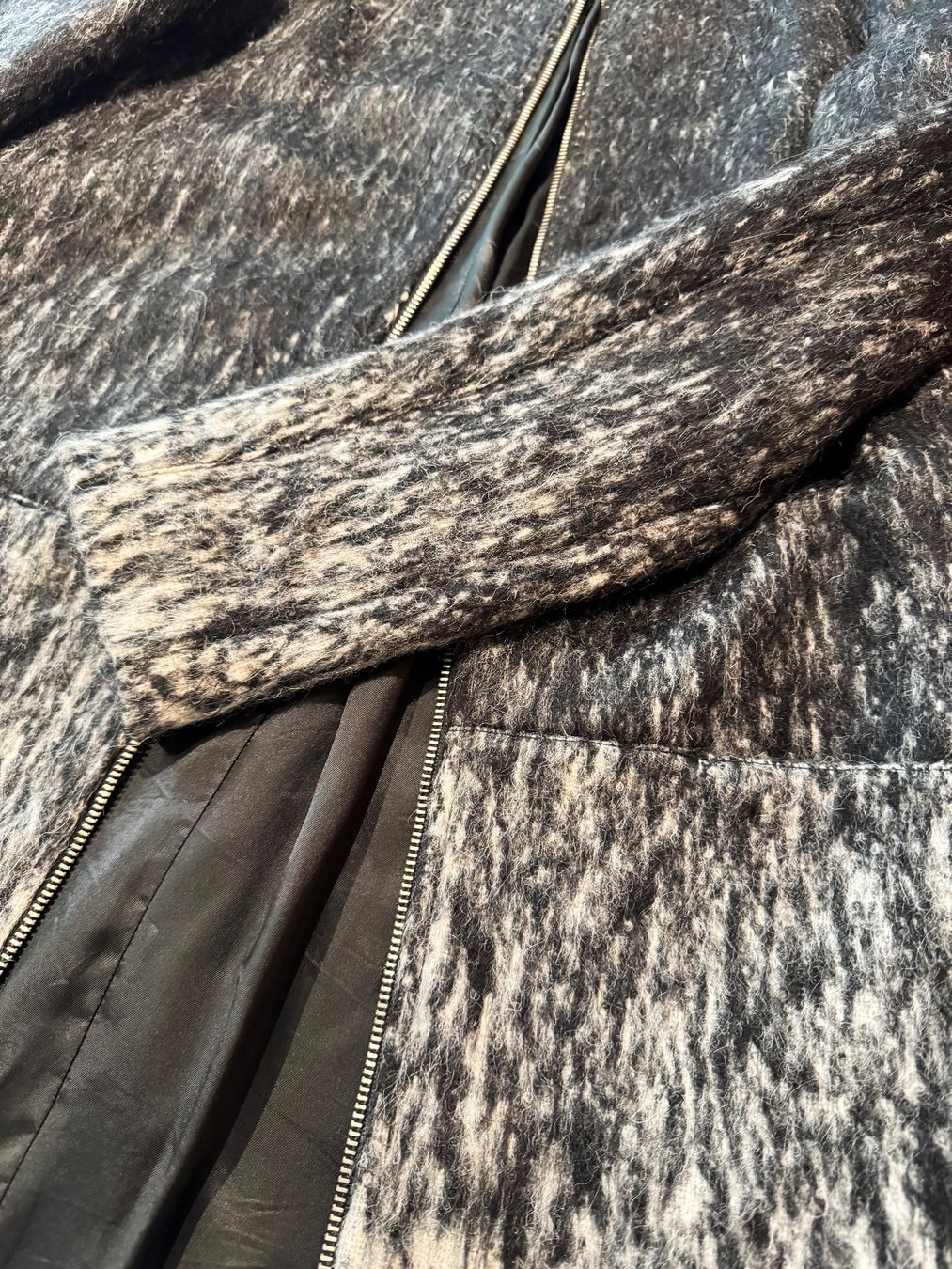 Patrizia Pepe Mäntel: Mantel von Patrizia Pepe – Gebraucht aus Zürich von gregart 4