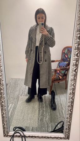 Beautiful Coat checked pattern size 34 (also fits 36)