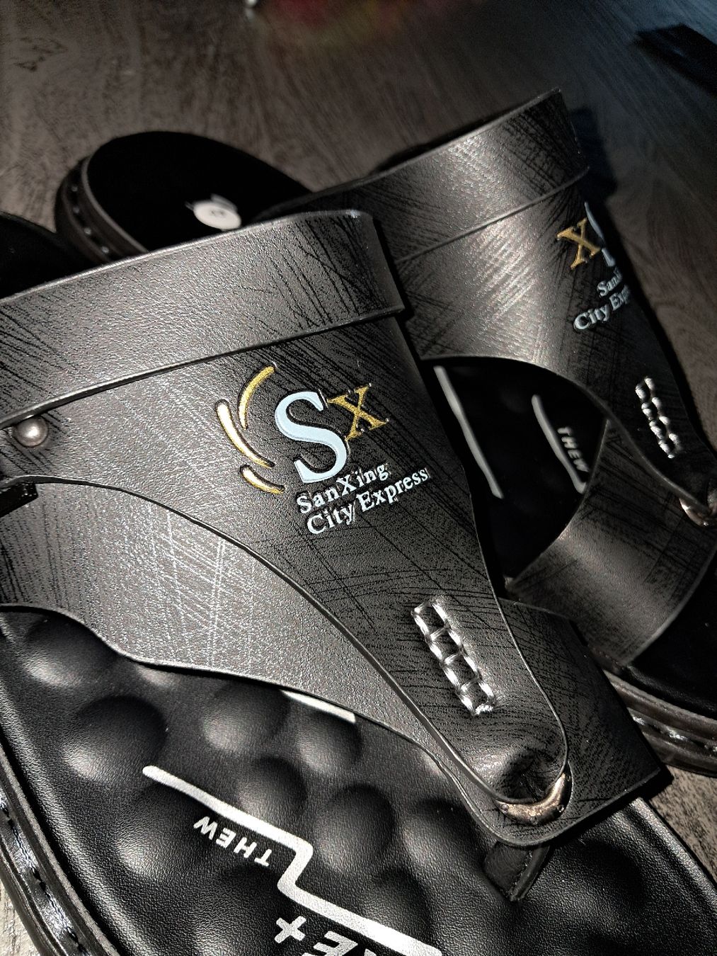 Chaussures hommes: Sandalen schwarz Grösse 43 neu – Neuf avec emballage d'origine à Bassersdorf par kid_fm98 1