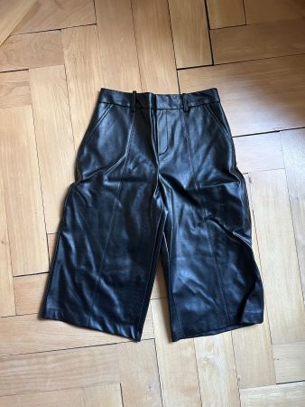ZARA - Kunstleder Caprihose schwarz S