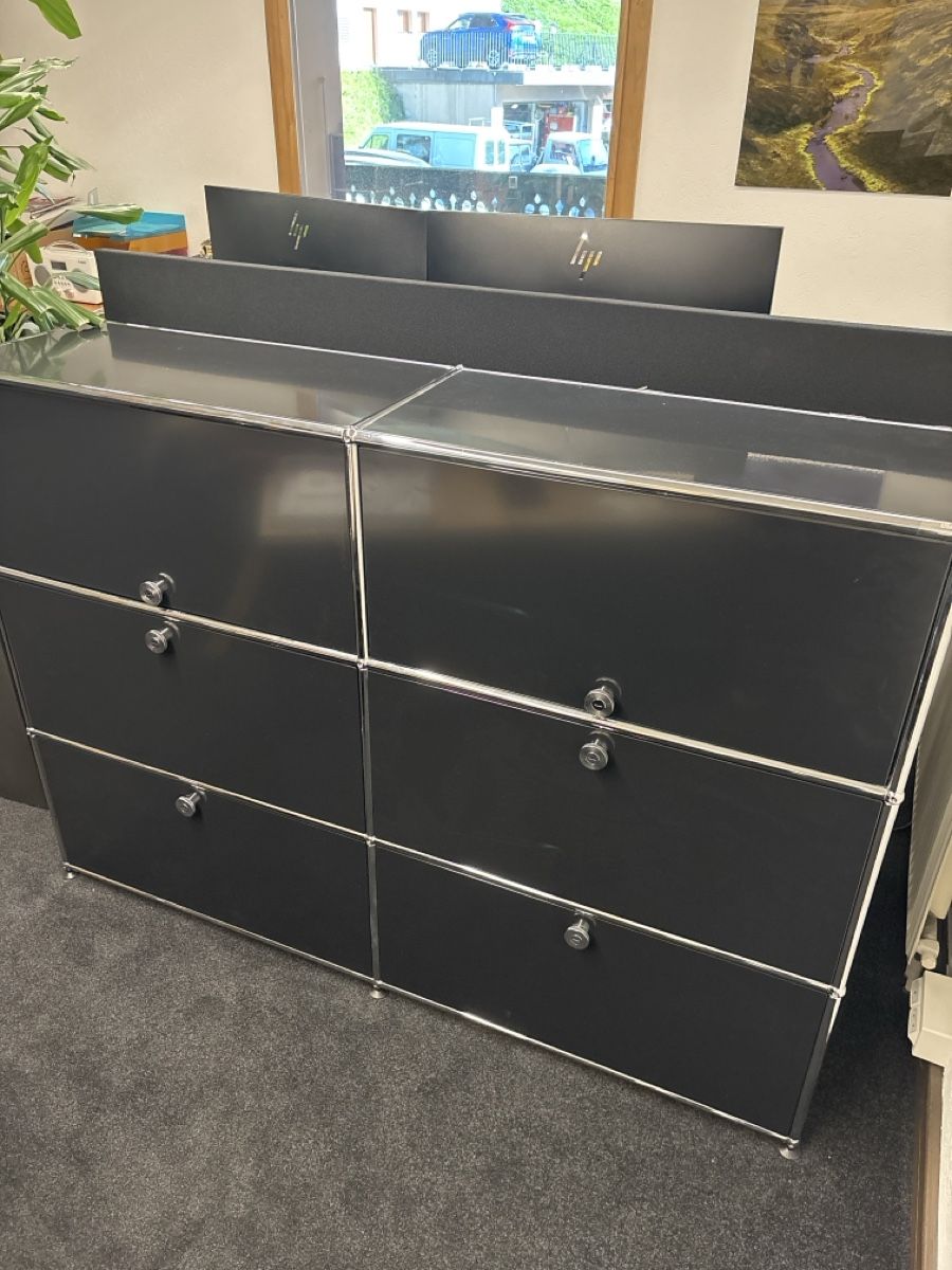 Scaffali: Meuble USM Haller Noir Graphite, Design Classique – Usato da Monthey venduto da LoveBrand