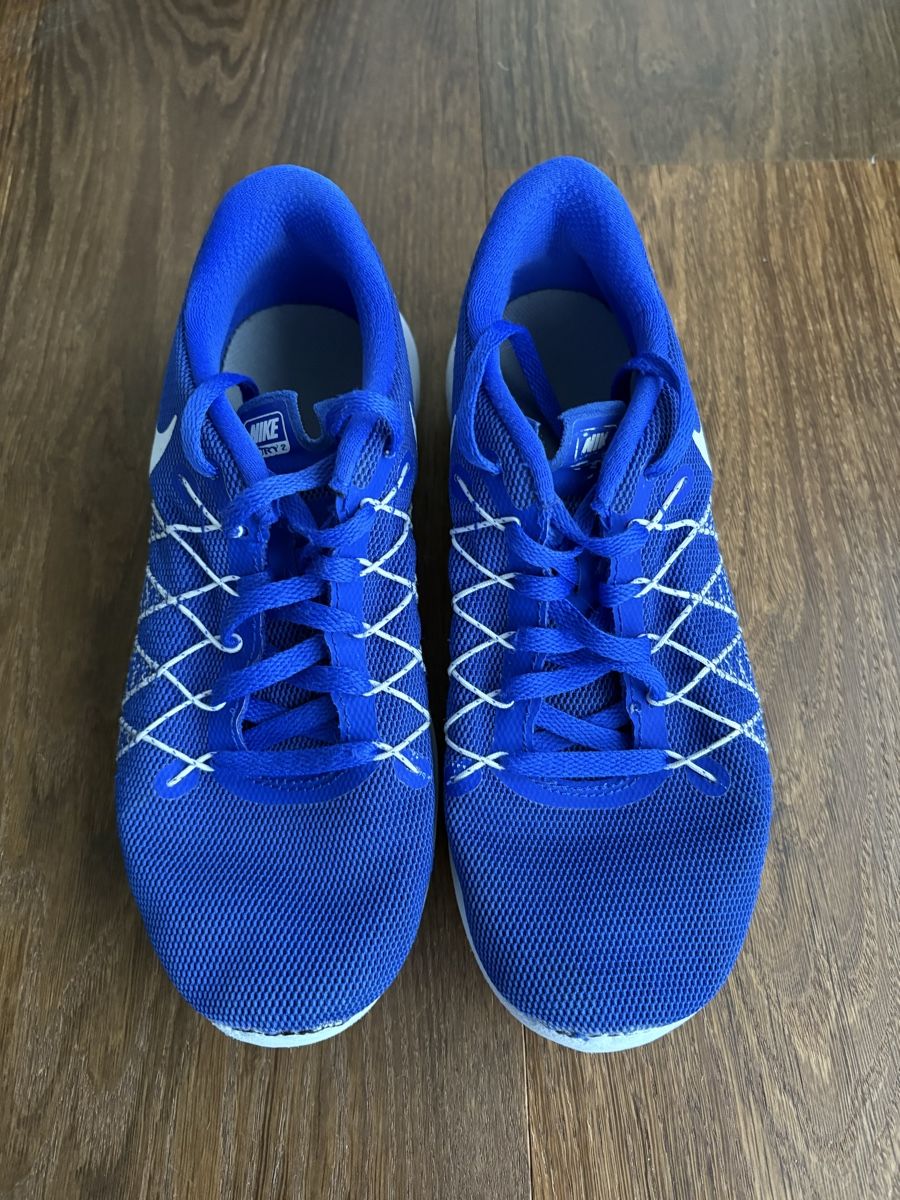 Nike Schuhe für Jungen: Hallenschuhe (Gr. 36) – Gebraucht aus Uerikon von nk013