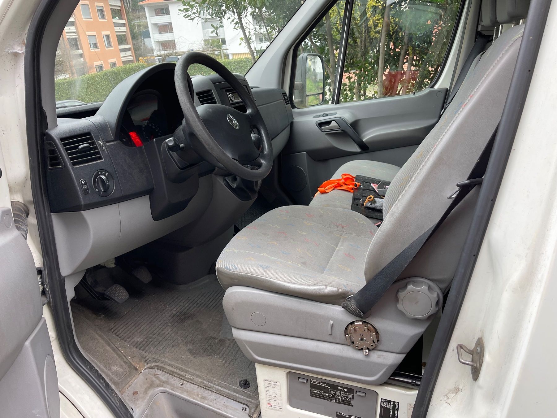 VW Véhicules utilitaires: Volkswagen Craftercon sponda – D'occasion à Lugano par Cbr840328 5