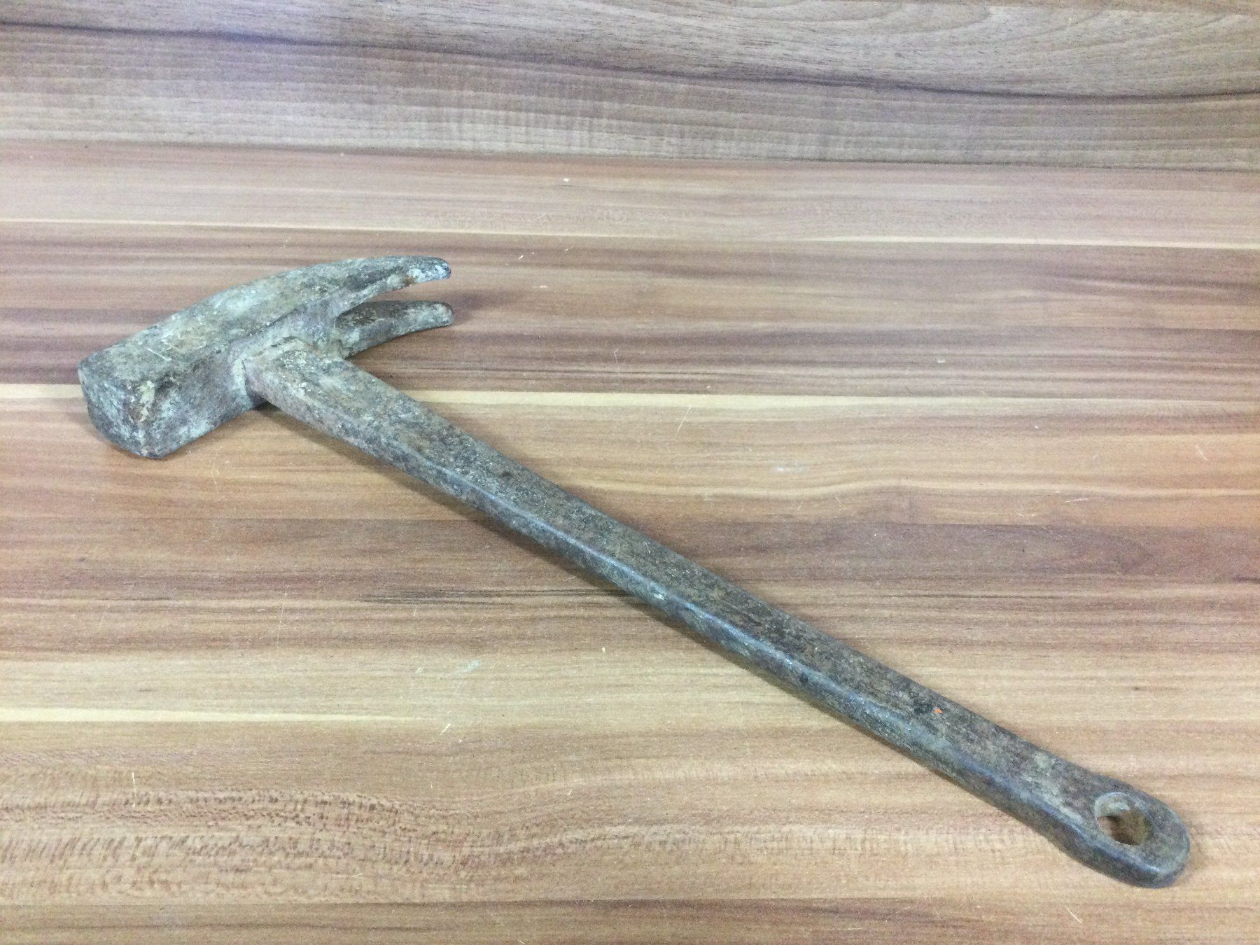 Attrezzi da lavoro: Gebrauchter antiker rostiger Eisen Ketten Hammer – Usato da Wangen SZ venduto da kuriosum12 4