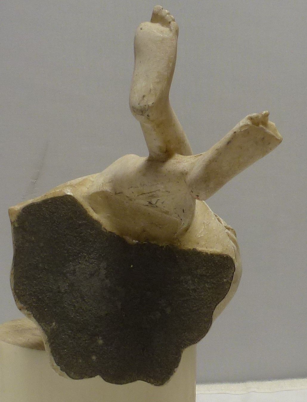 Statuette: Engels-Dame Sitzend ohne Flügel – Usato da Murgenthal venduto da B.StM 7