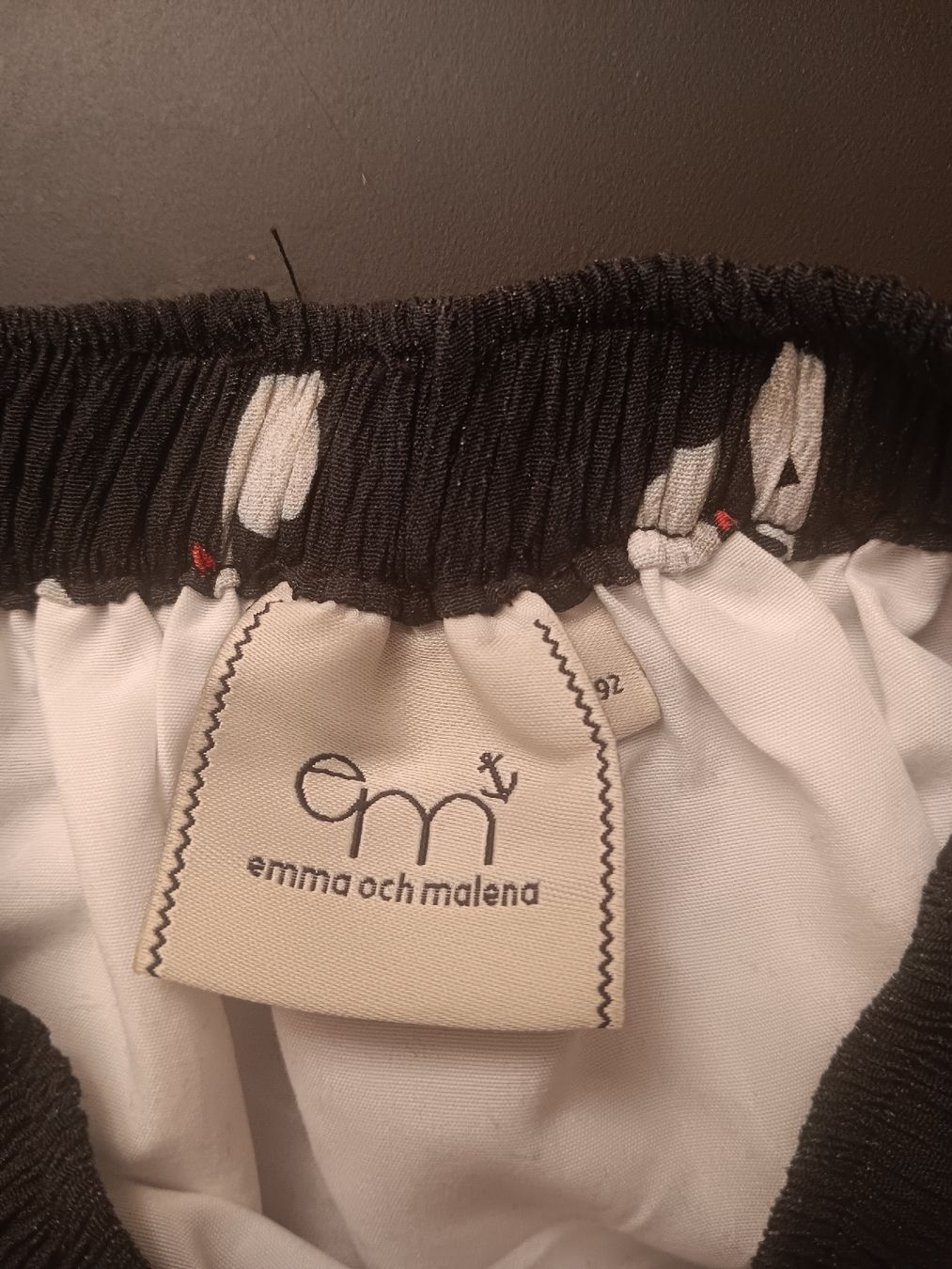Vestiti & Gonne: jupe enfant taille 86/92 – Usato da Lausanne venduto da Grabock 5