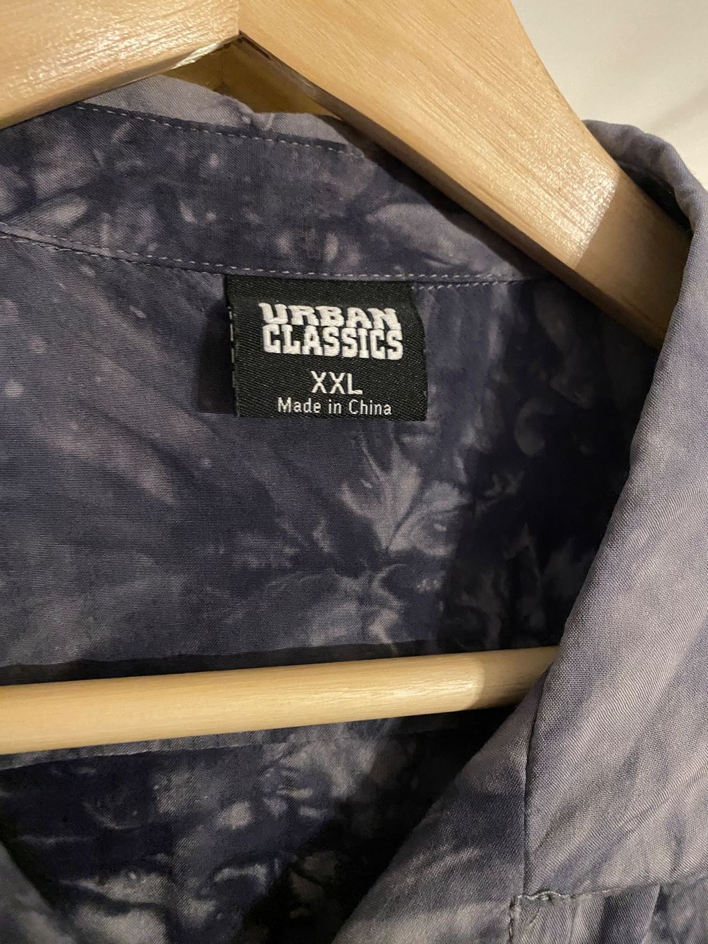 Camicie: Urban Classics Hemd, XXL, Batikmuster – Usato da Bern venduto da nic_8q67 1