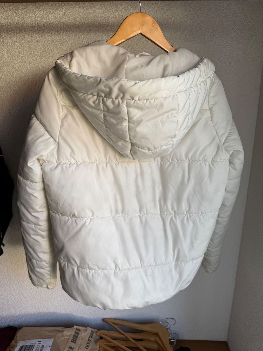 Only Giacche: ONLY Winterjacke weiss Gr. S – Usato da Rorbas venduto da binajas 2