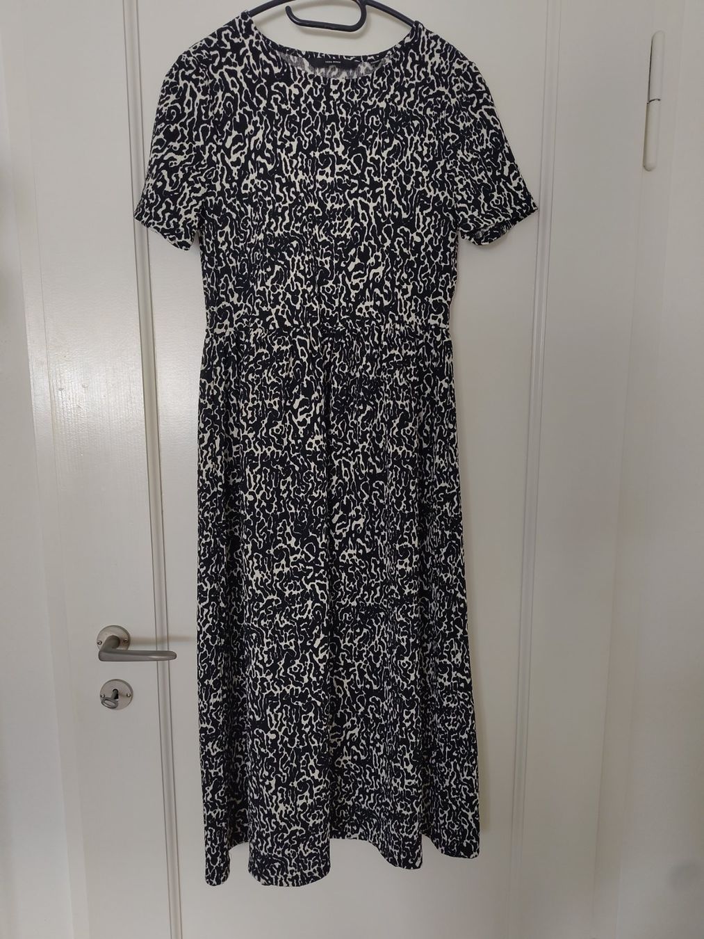 Vero Moda Kleider: Kleid – Gebraucht aus Bern von Linii