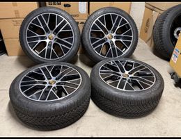 Porsche Taycan Turbo 20 Winter Felgen, neuwertigen Reifen