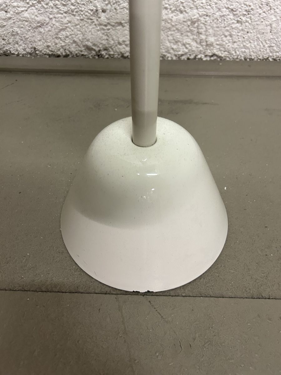 Kleiderbügel: Zanotta Servonotte Designklassiker ab 1 Chf – Gebraucht aus Zürich von MelanieBue 3