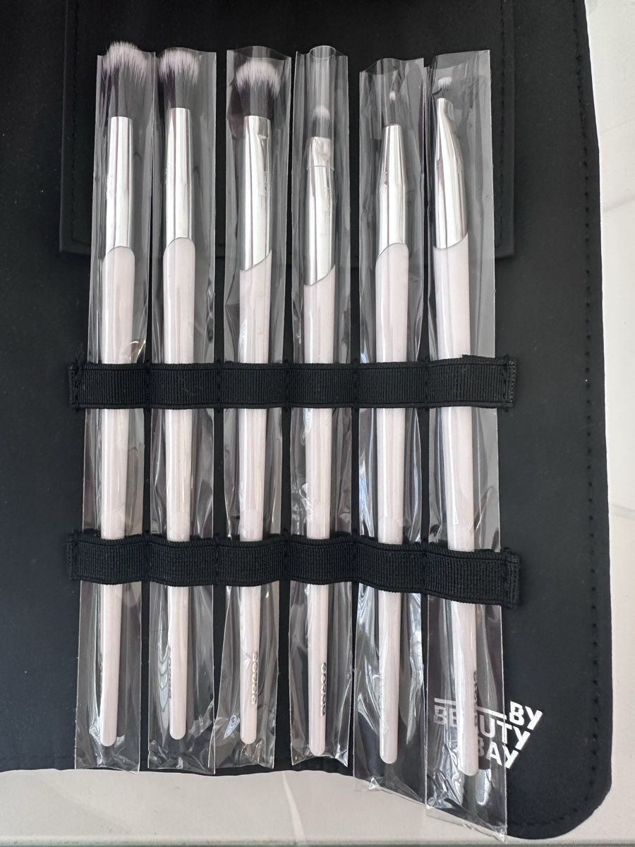 Make-up: Beauty Bay Makeup 6 Brushes Set New – Neu und originalverpackt aus Bülach von VM8392X 5
