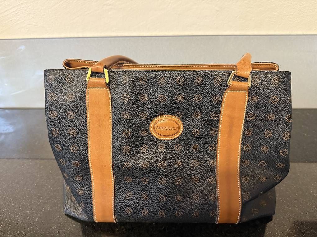 Taschen für Damen: Handtasche JJB BENSON – Gebraucht aus Thun von ste_tt6m