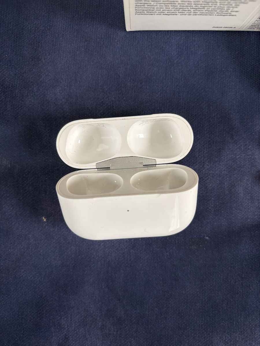 Apple Cuffie: Apple AirPods Pro – Usato da Zürich venduto da turtleS07 1