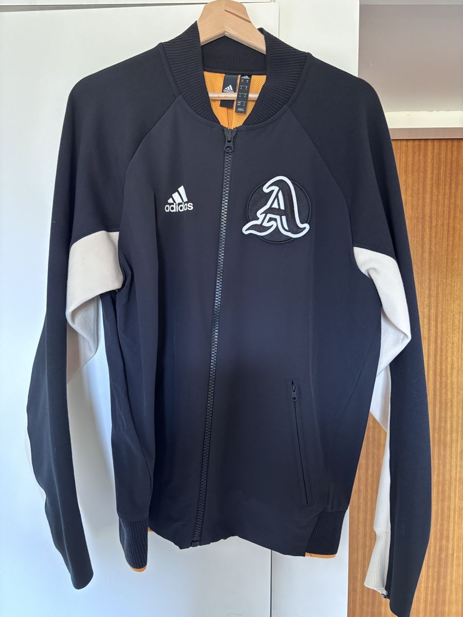 Adidas Vestes: Adidas Varsity Trainerjacke Gr. M – D'occasion à Röschenz par mplush