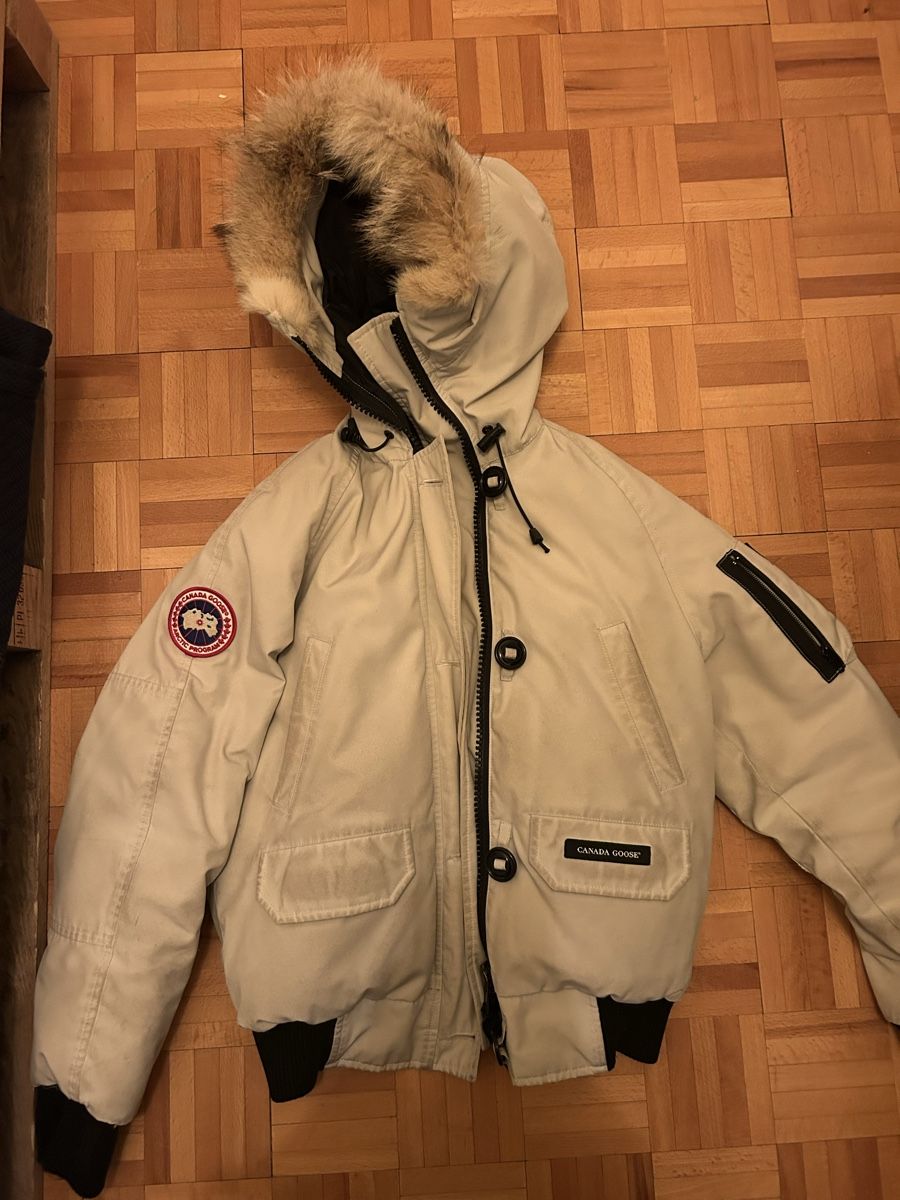 Canada Goose Jacken: Canada Goose White woman – Gebraucht aus Lausanne von cor_gmg2 1