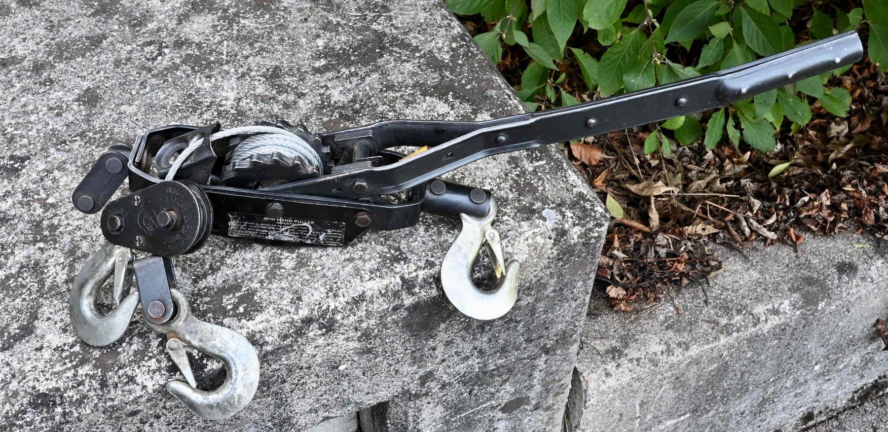 Altro per stoccaggio & trasporto: kompakter Handseilzug / Seilzug-Ratschenzug MINI HAND PULLER – Usato da Pfaffhausen venduto da mono_rec